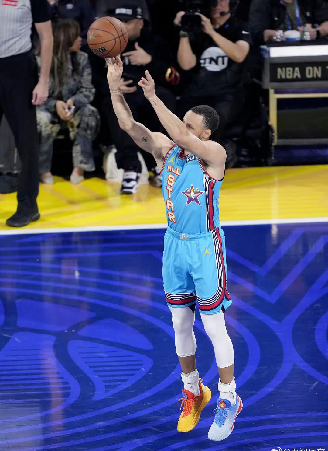 关于76人险胜全明星入选，库里关键表现点燃全场！的信息